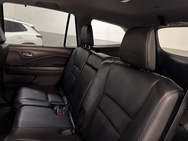 Used 2017 Honda Pilot Touring image 20