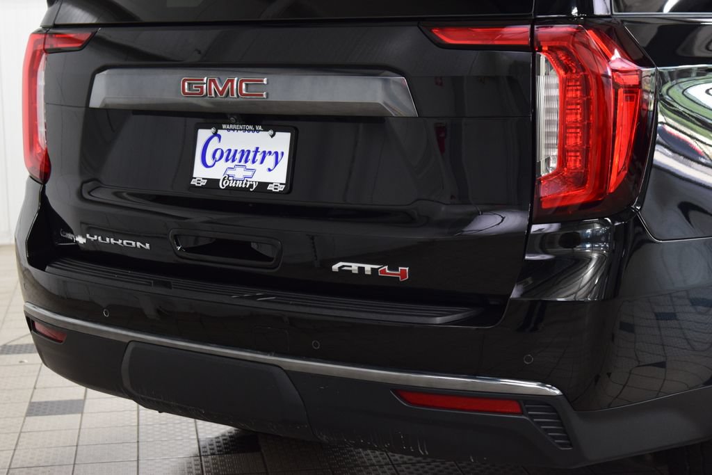 Used 2023 GMC Yukon XL AT4 w/ AT4 Premium Package AWD/4WD image 22