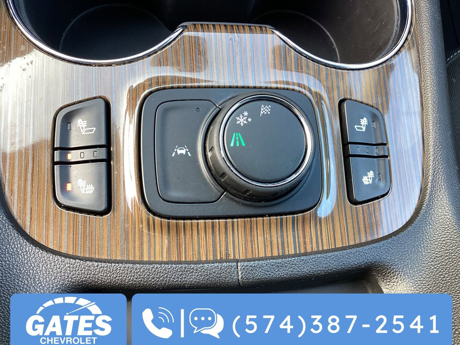 Used 2023 GMC Acadia SLE w/ Driver Convenience Package image 38