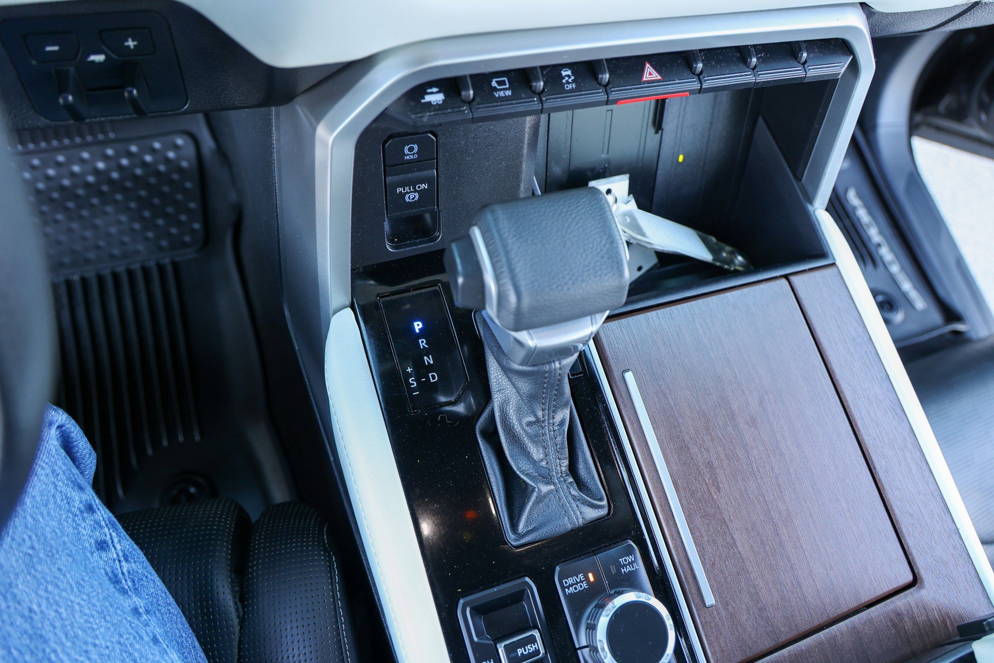 Used 2023 Toyota Sequoia Capstone image 26