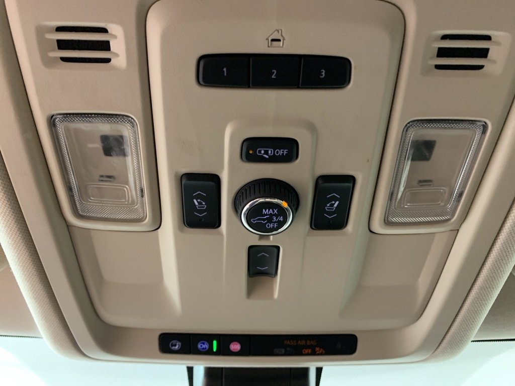 Used 2022 GMC Yukon XL Denali image 14