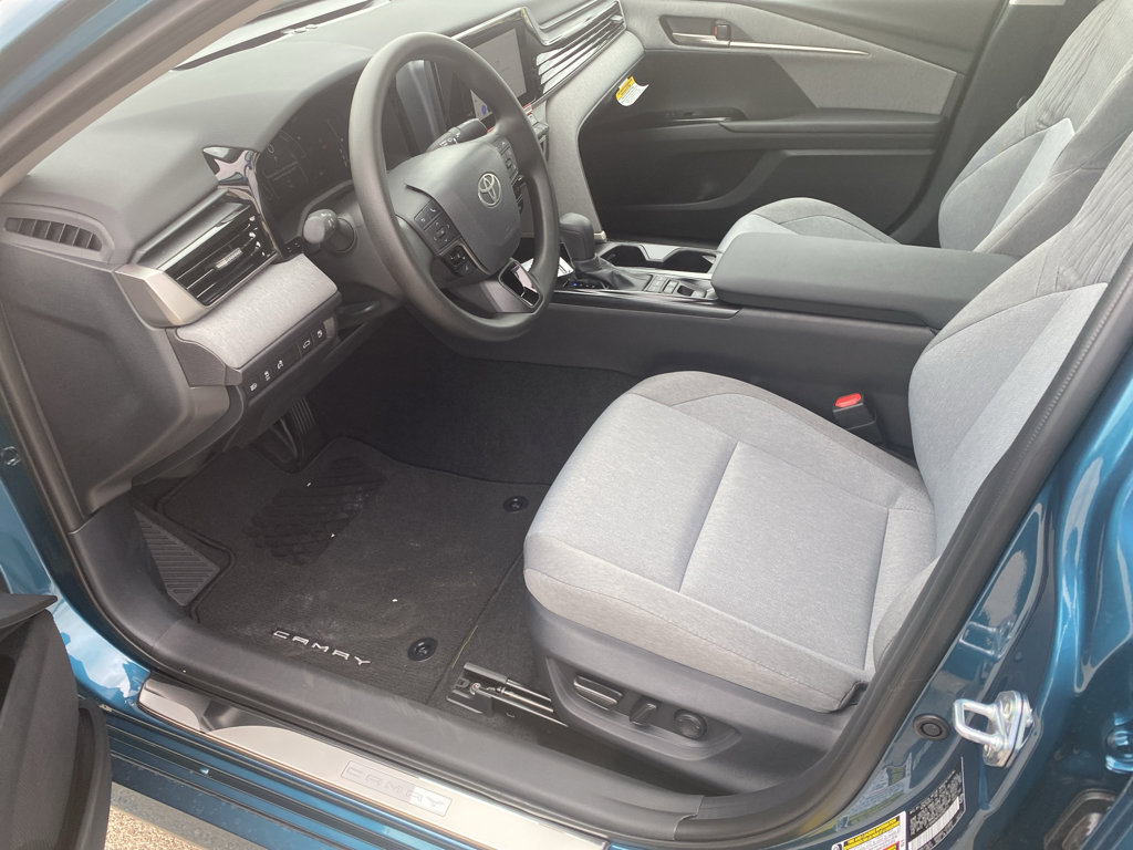 Used 2026 Toyota Camry LE w/ Convenience Package FWD image 20