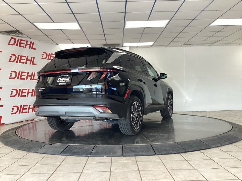 Used 2025 Hyundai Tucson Limited AWD/4WD image 7
