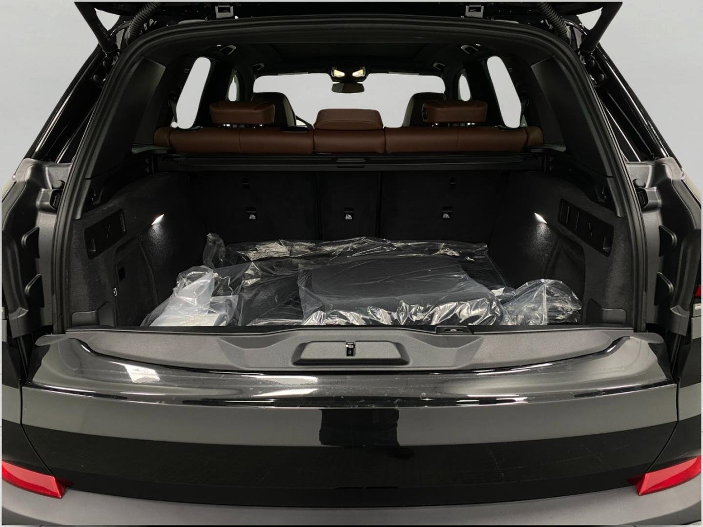 New 2026 BMW X5 xDrive40i image 5