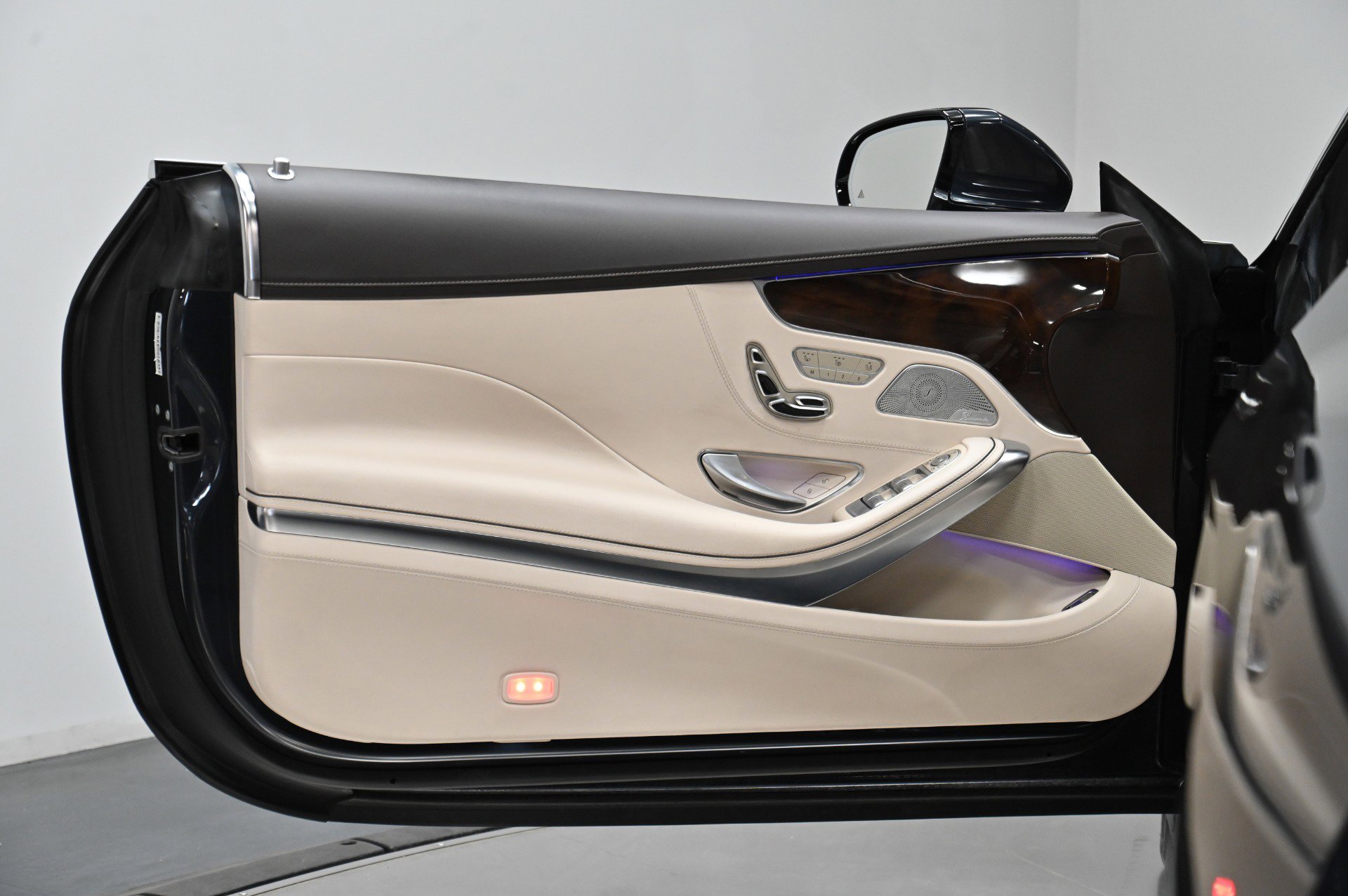 Used 2015 Mercedes-Benz S 550 4MATIC Coupe image 22