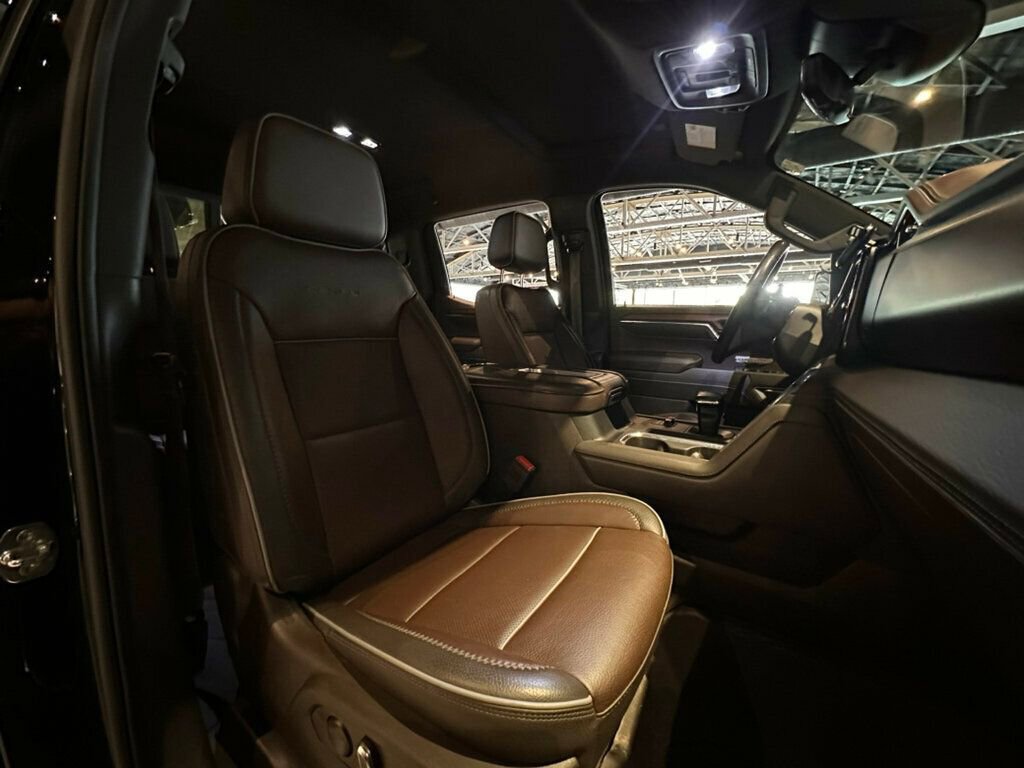 Used 2022 GMC Sierra 1500 Denali w/ Technology Package AWD/4WD image 33