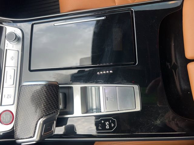 Used 2024 Audi S8 image 50