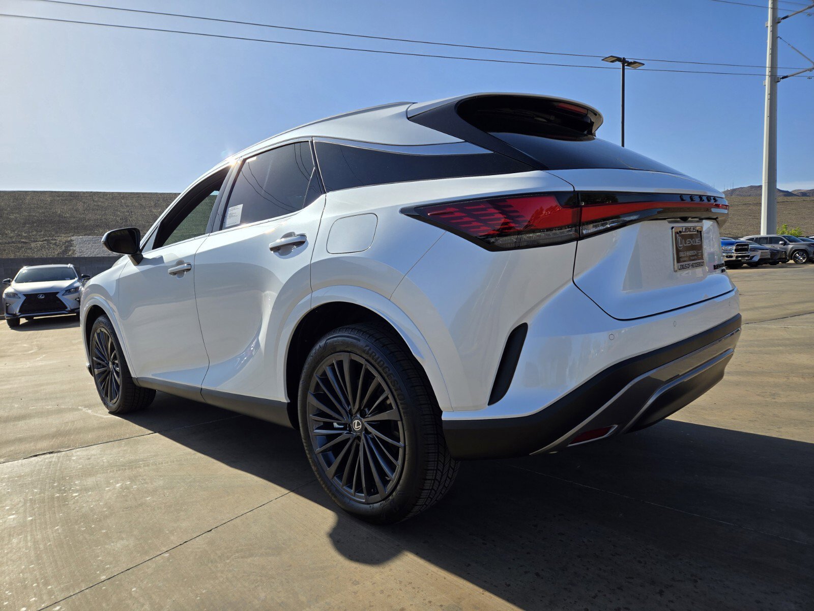 New 2026 Lexus RX 350h AWD/4WD image 4