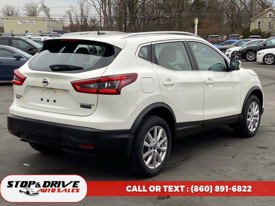 Used 2020 Nissan Rogue Sport SV w/ All-Weather Package image 5