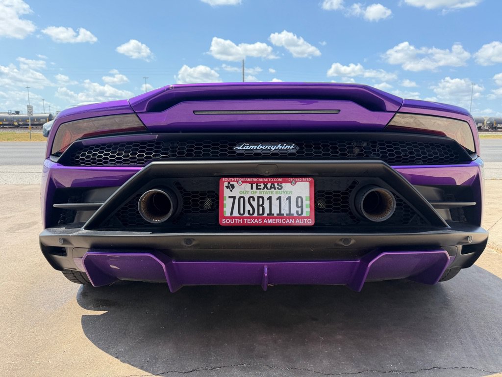 Used 2021 Lamborghini Huracan EVO RWD image 7