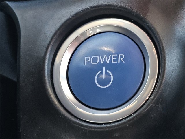 Used 2024 Toyota Sienna LE image 17