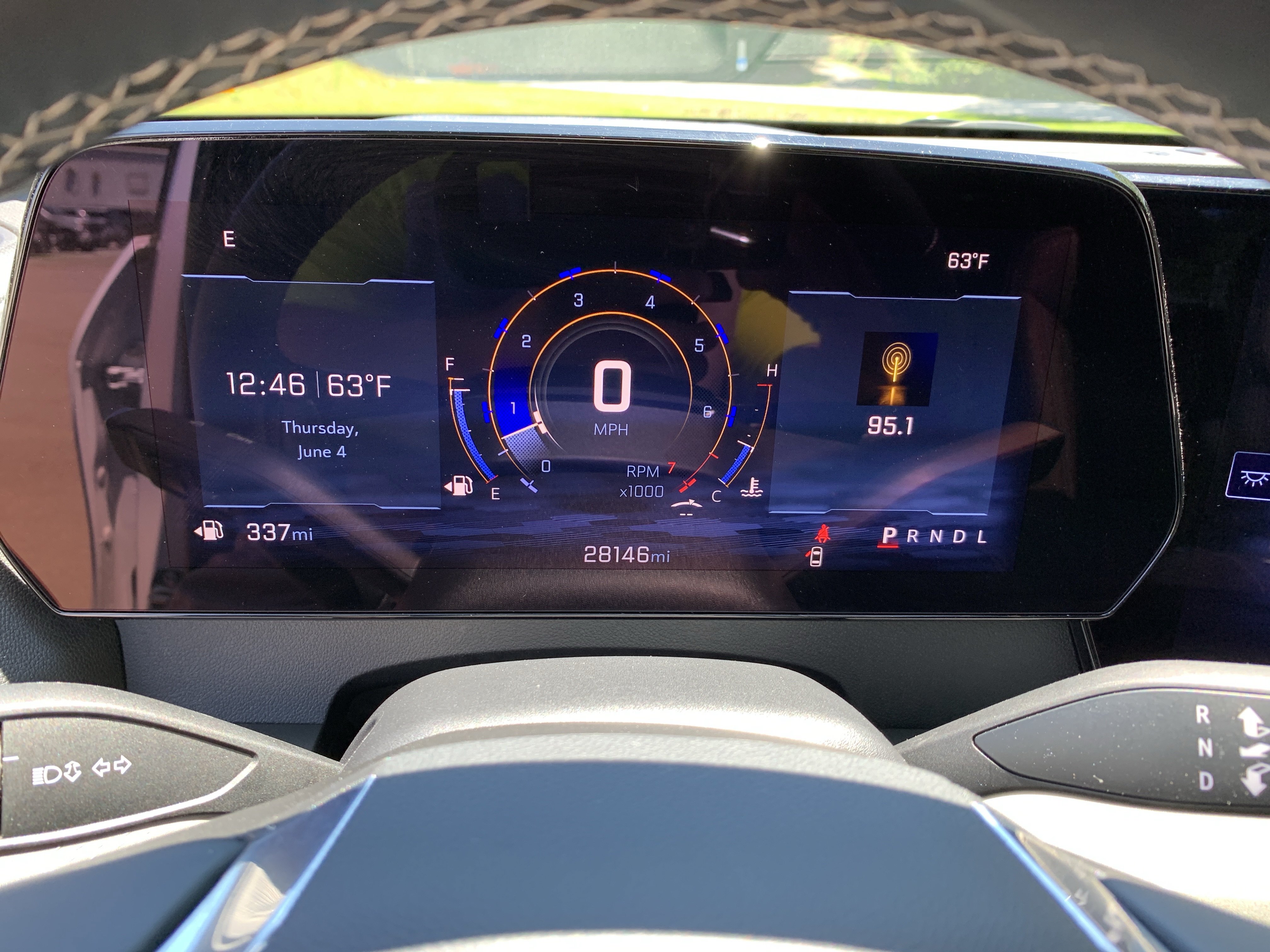 Used 2025 Chevrolet Traverse LT w/ Sun and Wheel Package FWD image 18