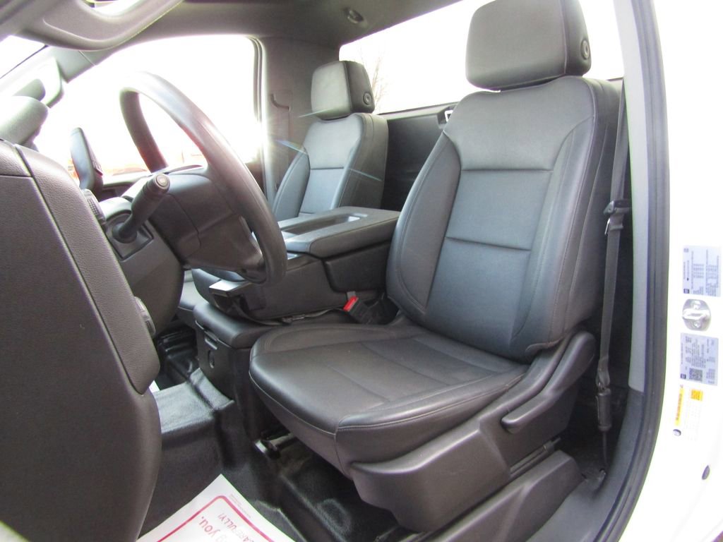 Used 2025 Chevrolet Silverado 2500 W/T w/ WT Convenience Package image 16