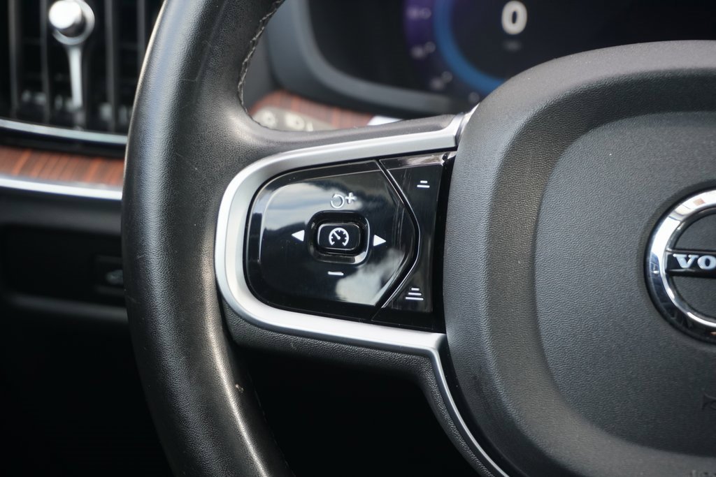 Used 2024 Volvo S60 B5 Plus image 21