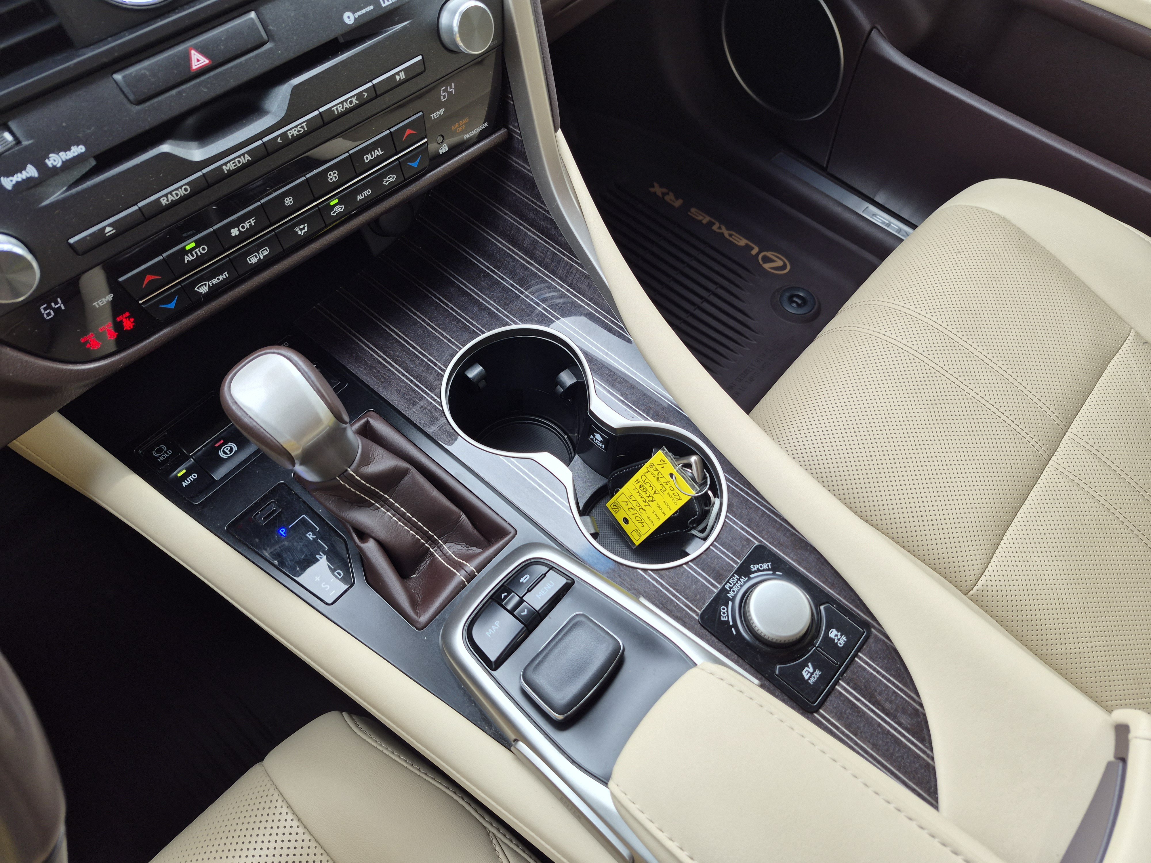 Used 2019 Lexus RX 450h AWD w/ Luxury Package image 24