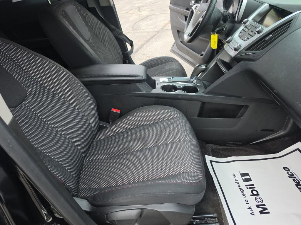 Used 2016 Chevrolet Equinox LT image 22