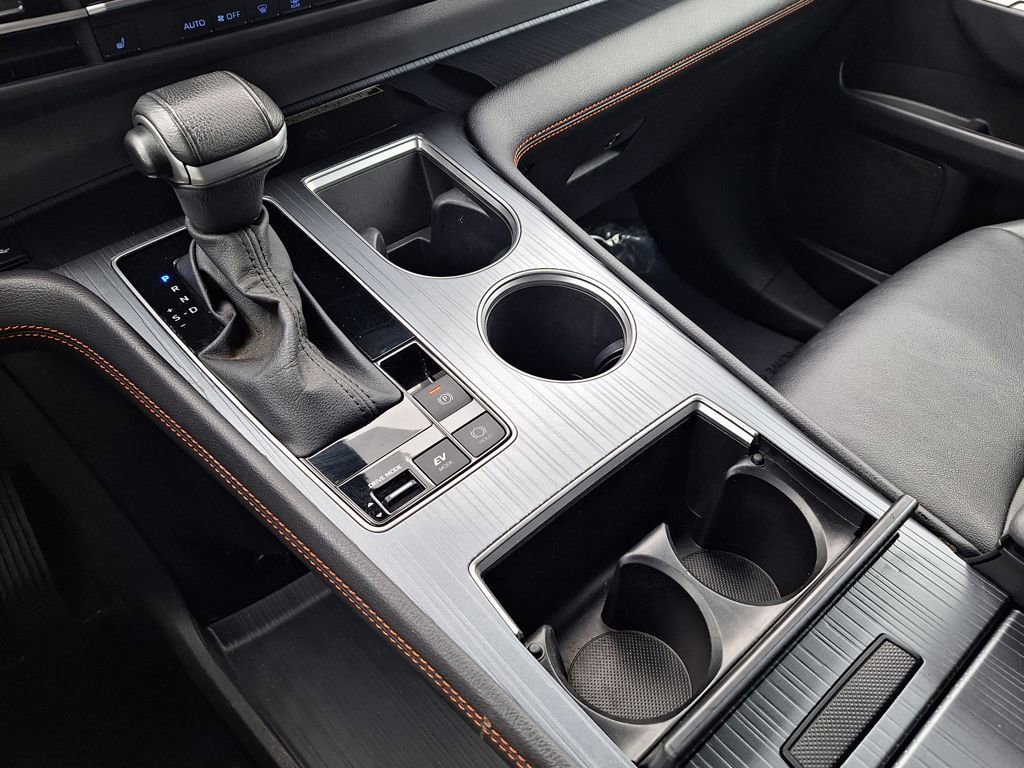 Used 2023 Toyota Sienna XSE w/ XSE Plus Package image 21