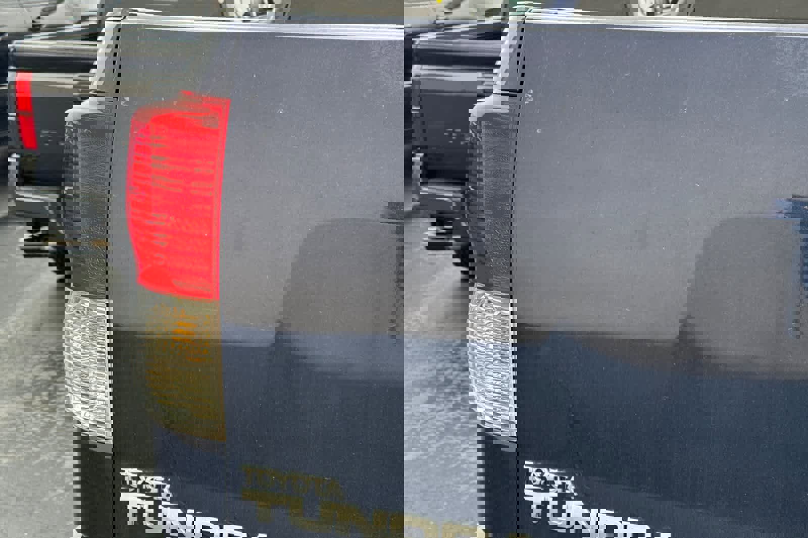 Used 2011 Toyota Tundra 2WD Double Cab image 15