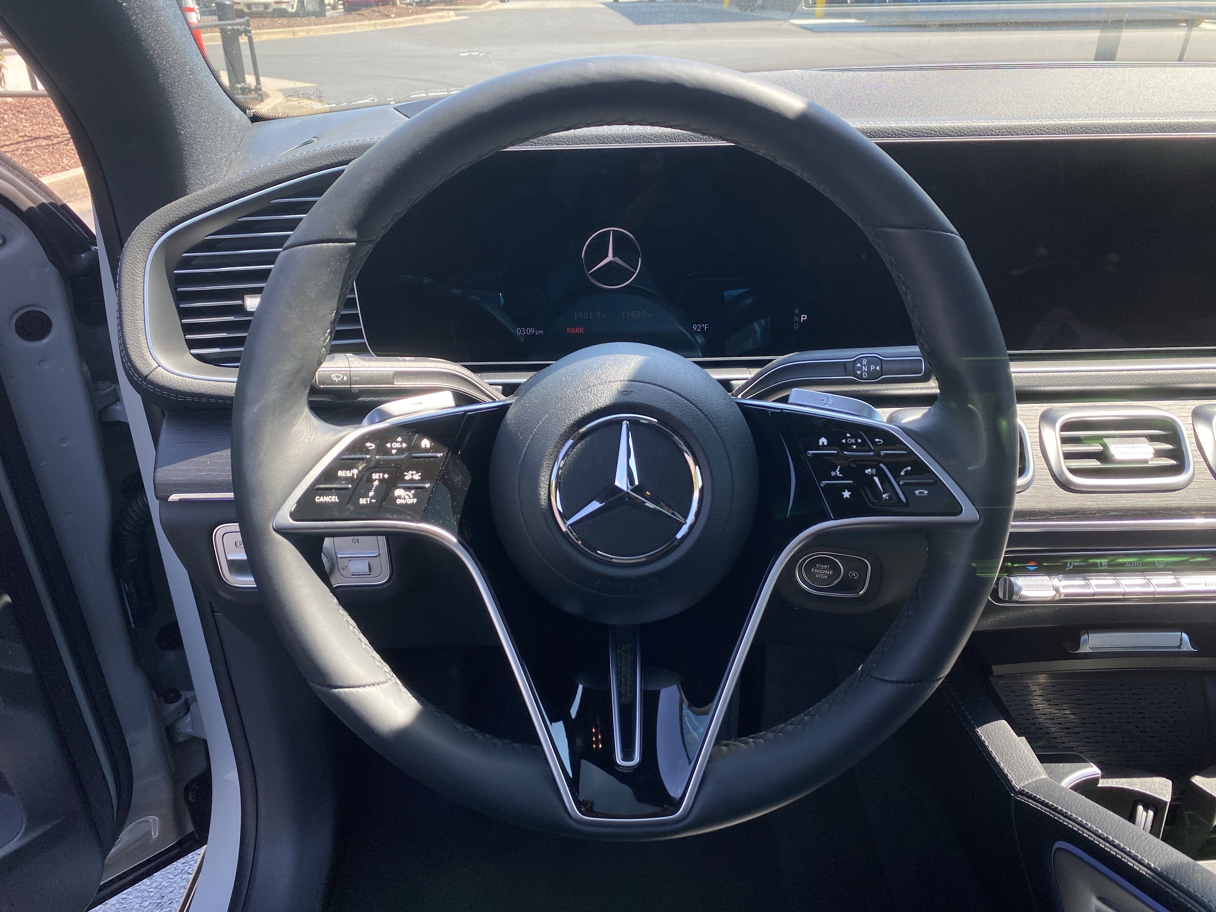 Used 2025 Mercedes-Benz GLE 450 4MATIC Coupe image 58