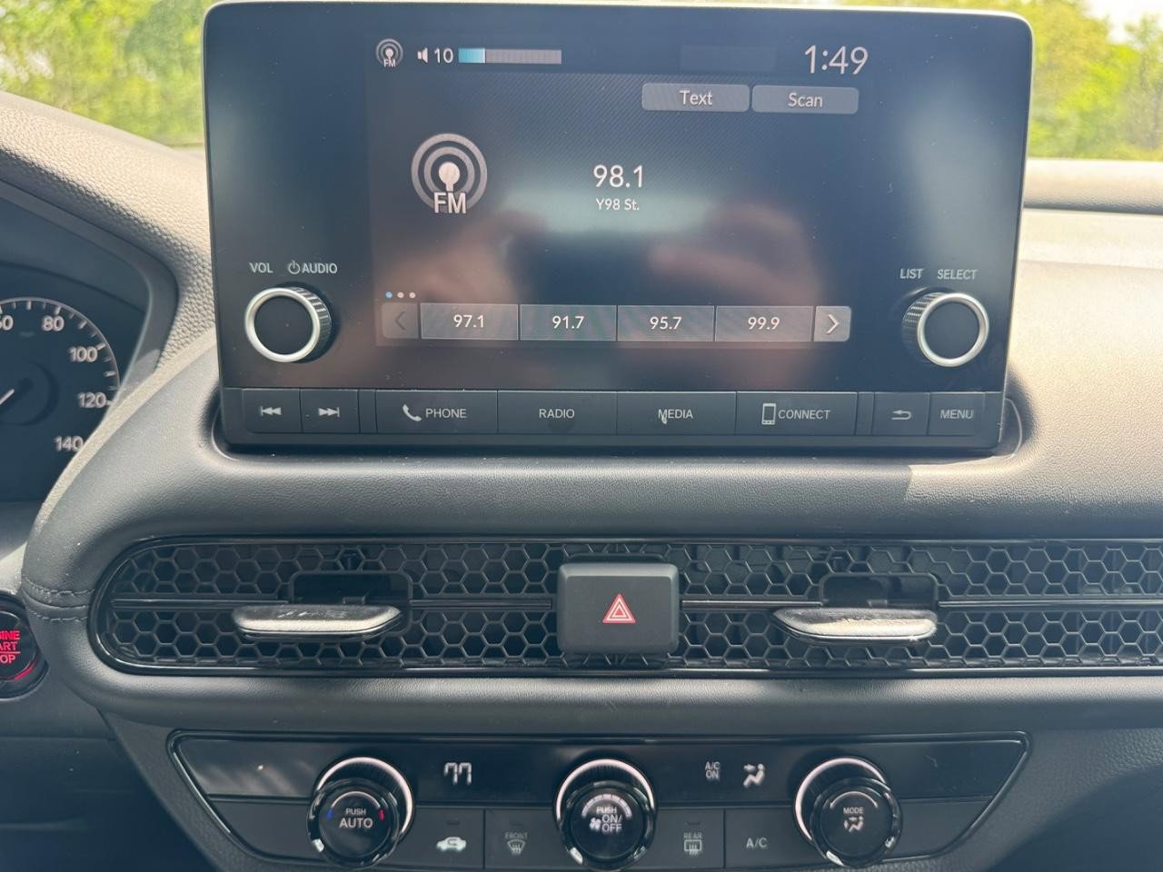 Used 2024 Honda HR-V LX image 22