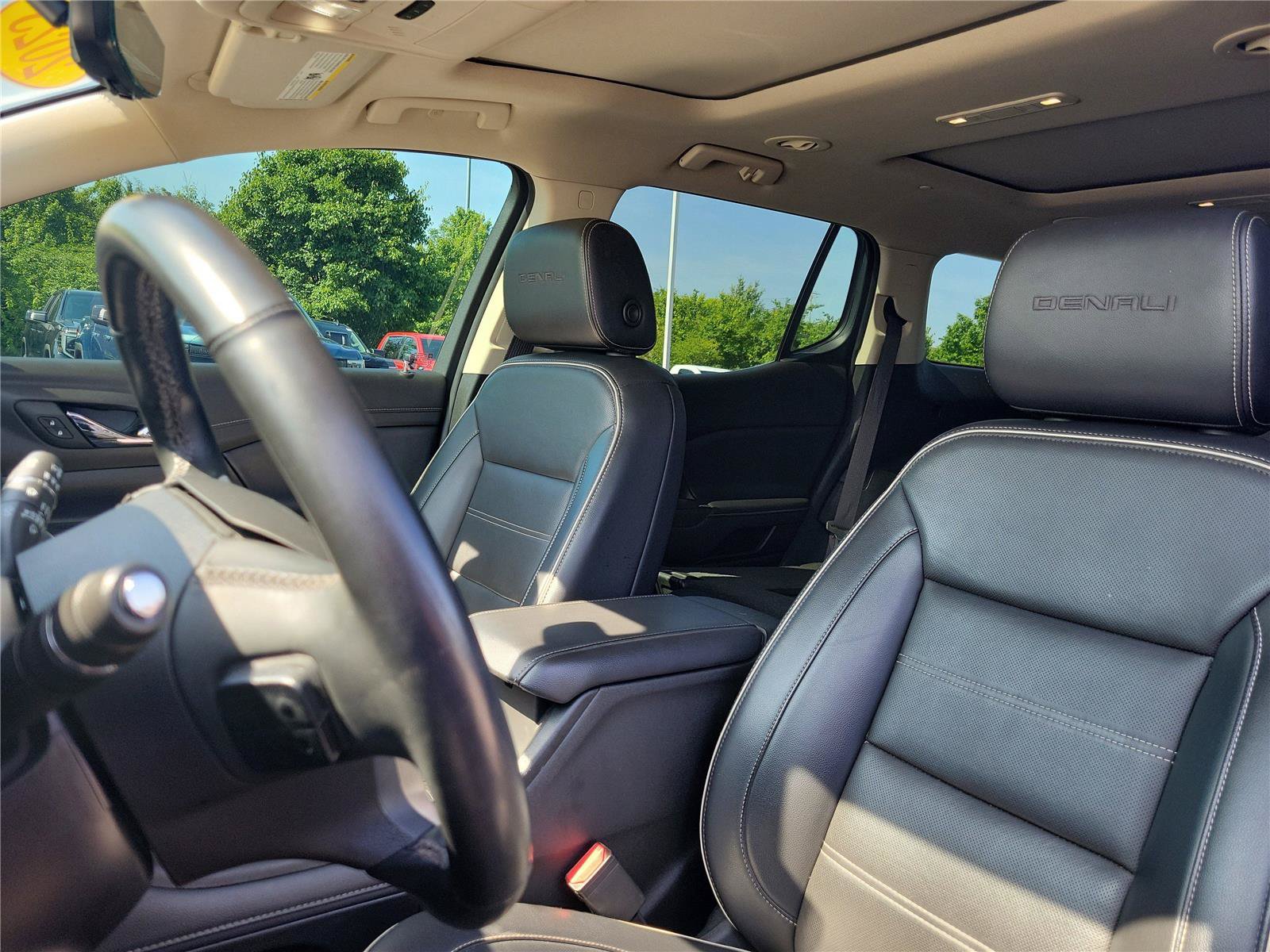Used 2023 GMC Acadia Denali w/ Black Diamond Edition FWD image 19