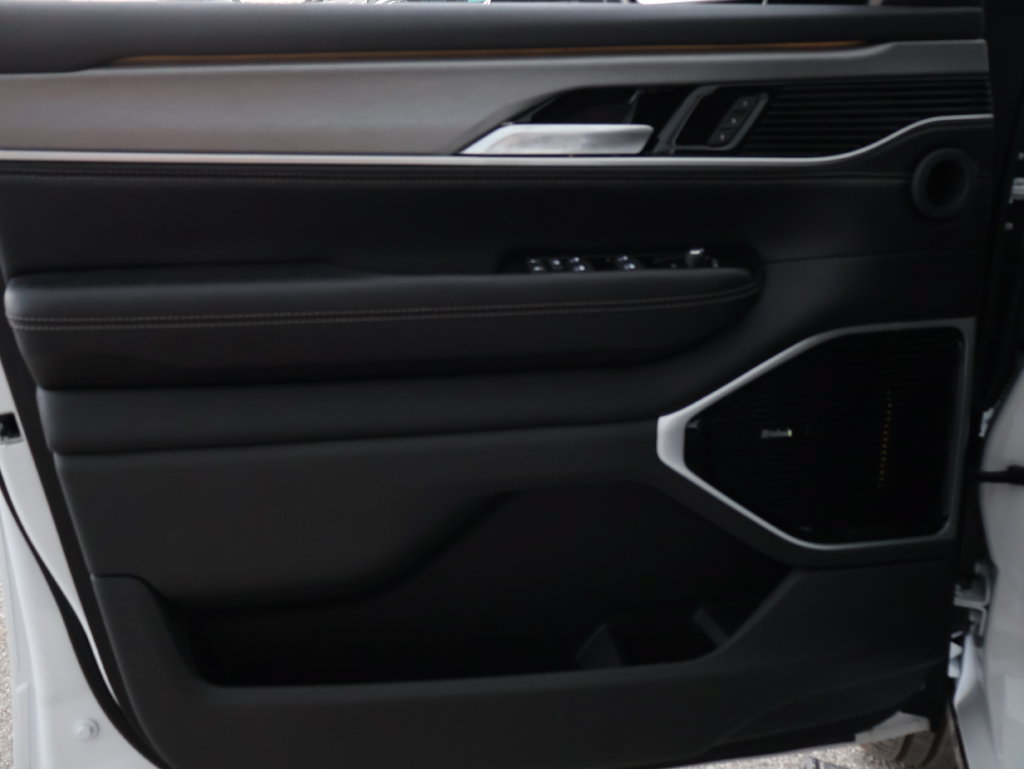 New 2026 Jeep Grand Wagoneer Limited AWD/4WD image 21