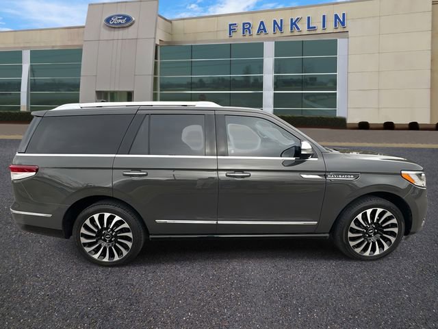 Certified 2022 Lincoln Navigator Black Label image 8