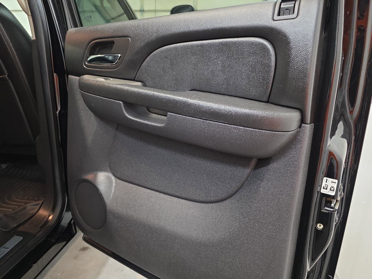 Used 2013 Chevrolet Silverado 2500 LTZ w/ LTZ Plus Package image 41