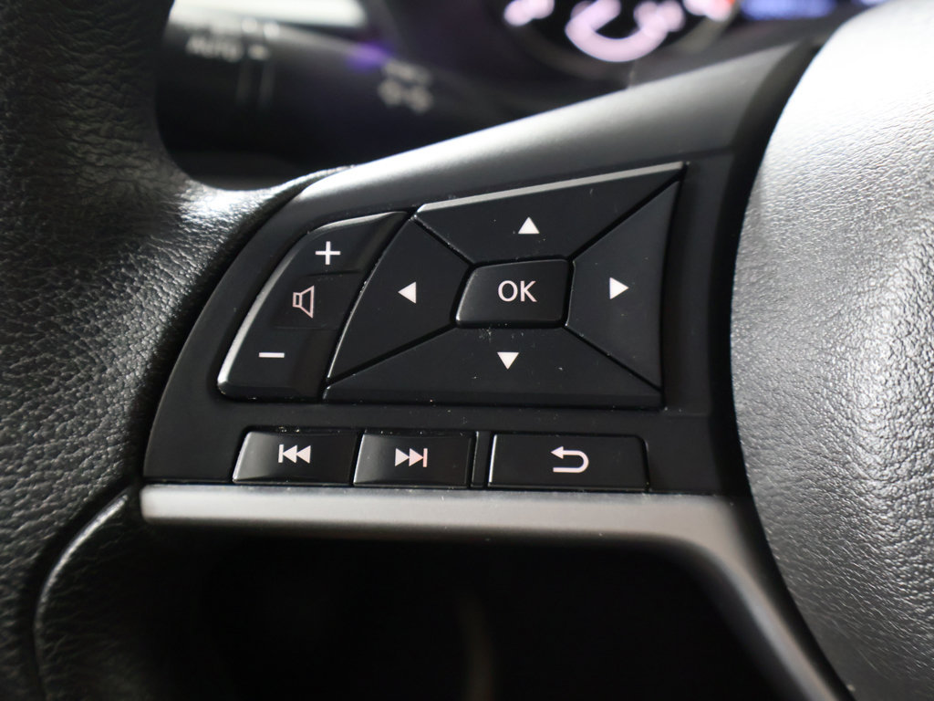 Used 2024 Nissan Altima 2.5 SV FWD image 36