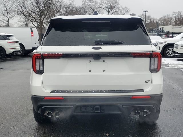 Used 2025 Ford Explorer ST image 6