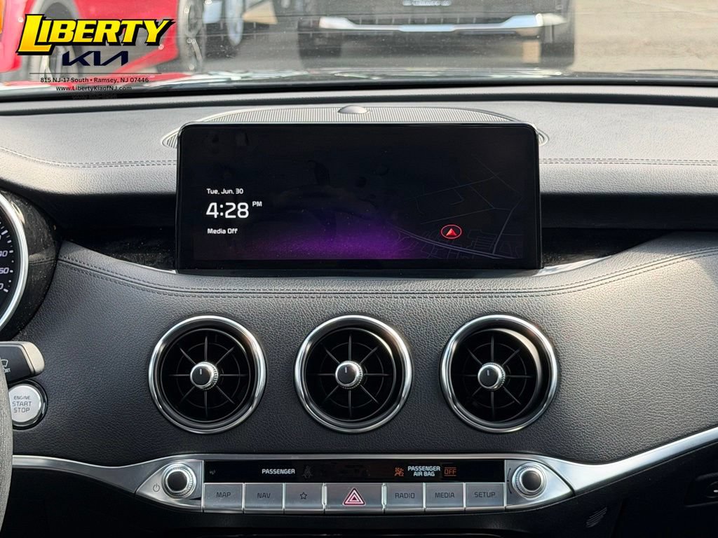 Used 2023 Kia Stinger GT-Line w/ Sun & Sound Package AWD/4WD image 14