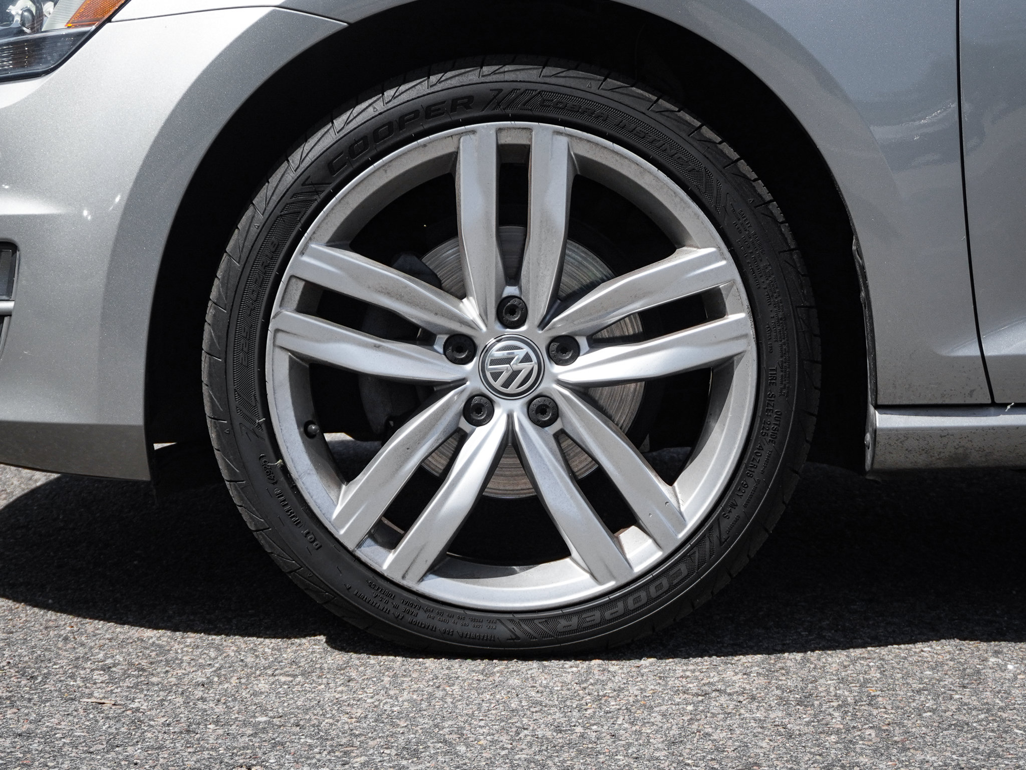 Used 2015 Volkswagen Golf TDI SEL w/ Lighting Package (SEL) FWD image 13