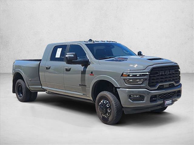Used 2026 RAM 3500 Limited AWD/4WD image 3