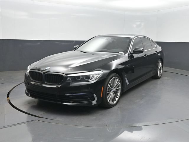 Used 2019 BMW 530e w/ Convenience Package RWD image 1