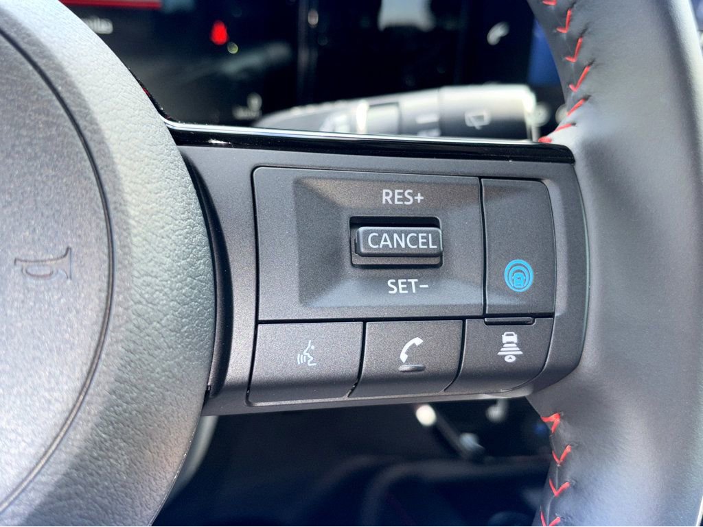 New 2026 Nissan Kicks SR w/ SR Premium Package FWD image 18