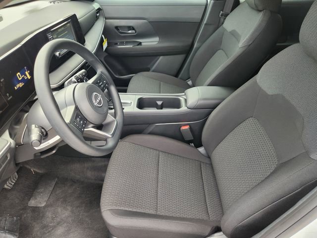 New 2025 Nissan Kicks S AWD/4WD image 9