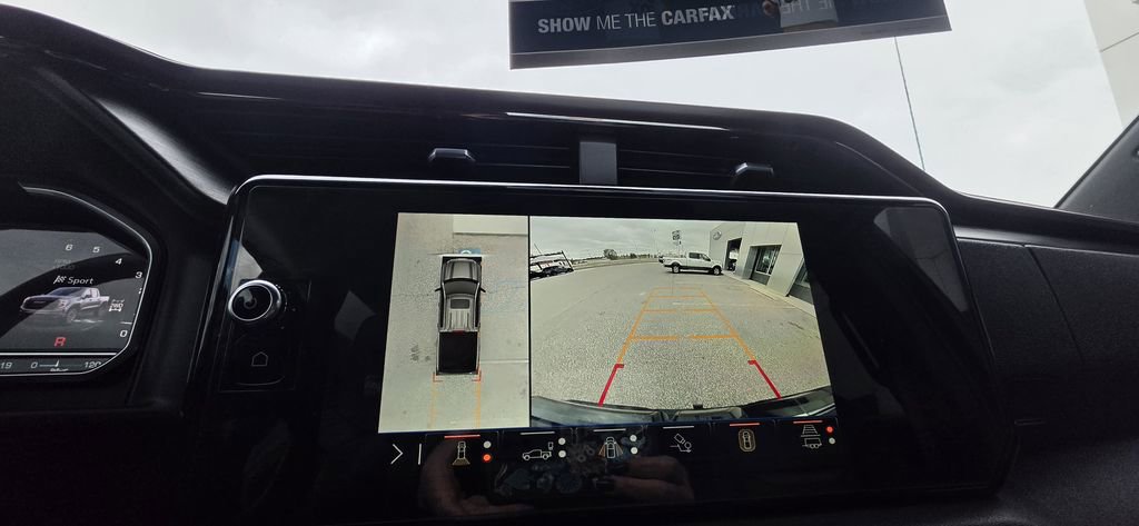 Used 2024 GMC Sierra 1500 AT4 w/ Technology Package AWD/4WD image 23