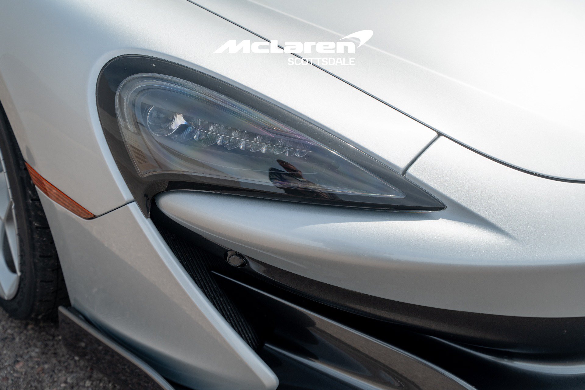 Used 2020 McLaren 600LT Spider RWD image 19