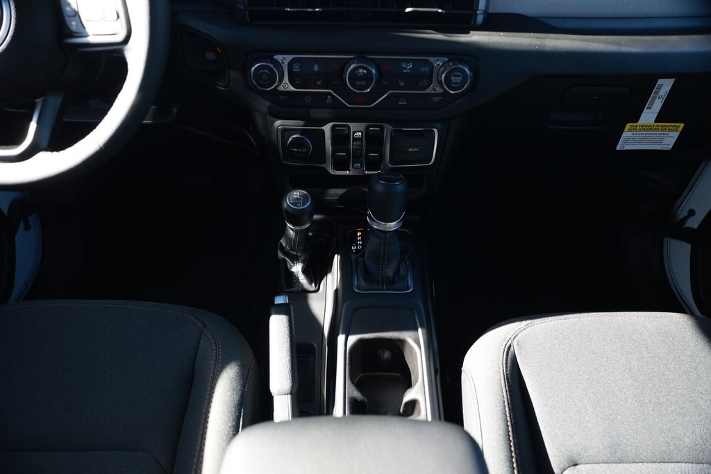 New 2026 Jeep Gladiator Sport AWD/4WD image 24