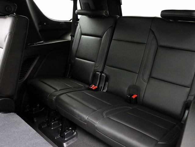 Used 2021 Chevrolet Tahoe LT w/ LT Signature Package image 12