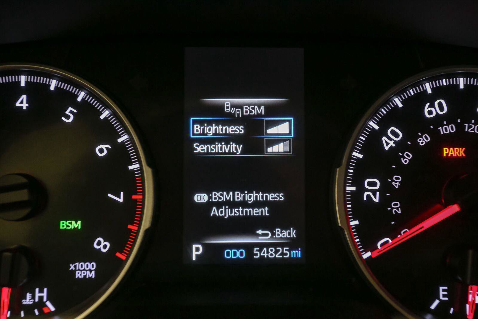 Certified 2022 Toyota RAV4 LE AWD/4WD image 39