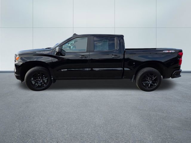 Used 2024 Chevrolet Silverado 1500 Custom image 4