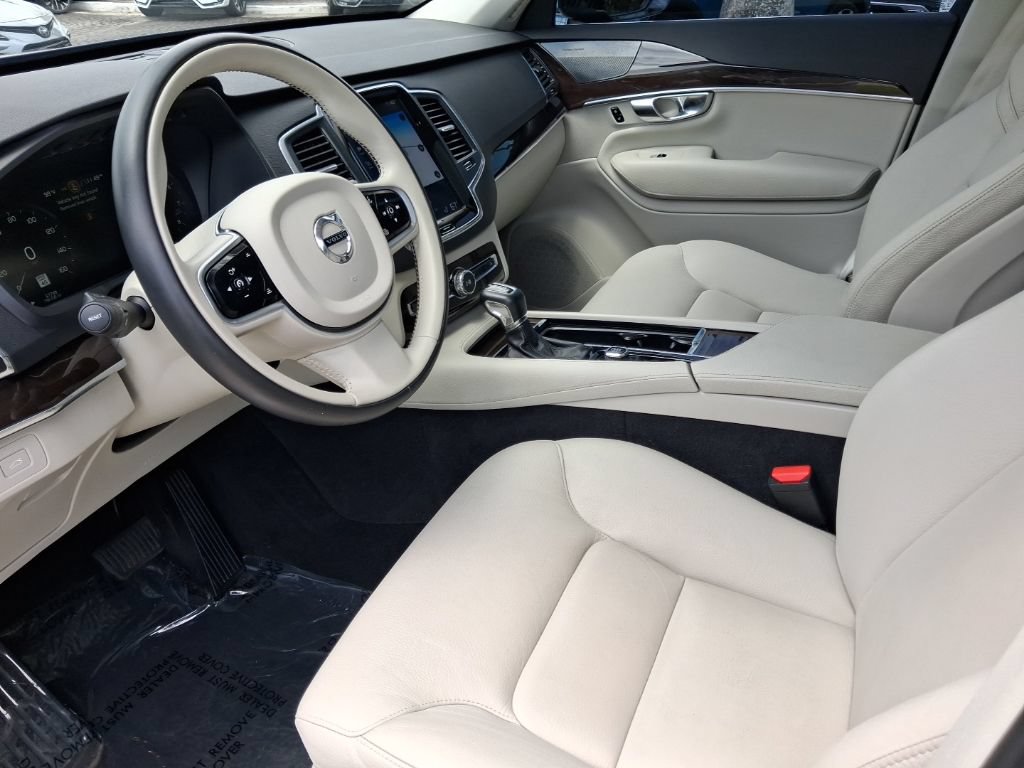 Used 2019 Volvo XC90 T6 Momentum AWD/4WD image 13