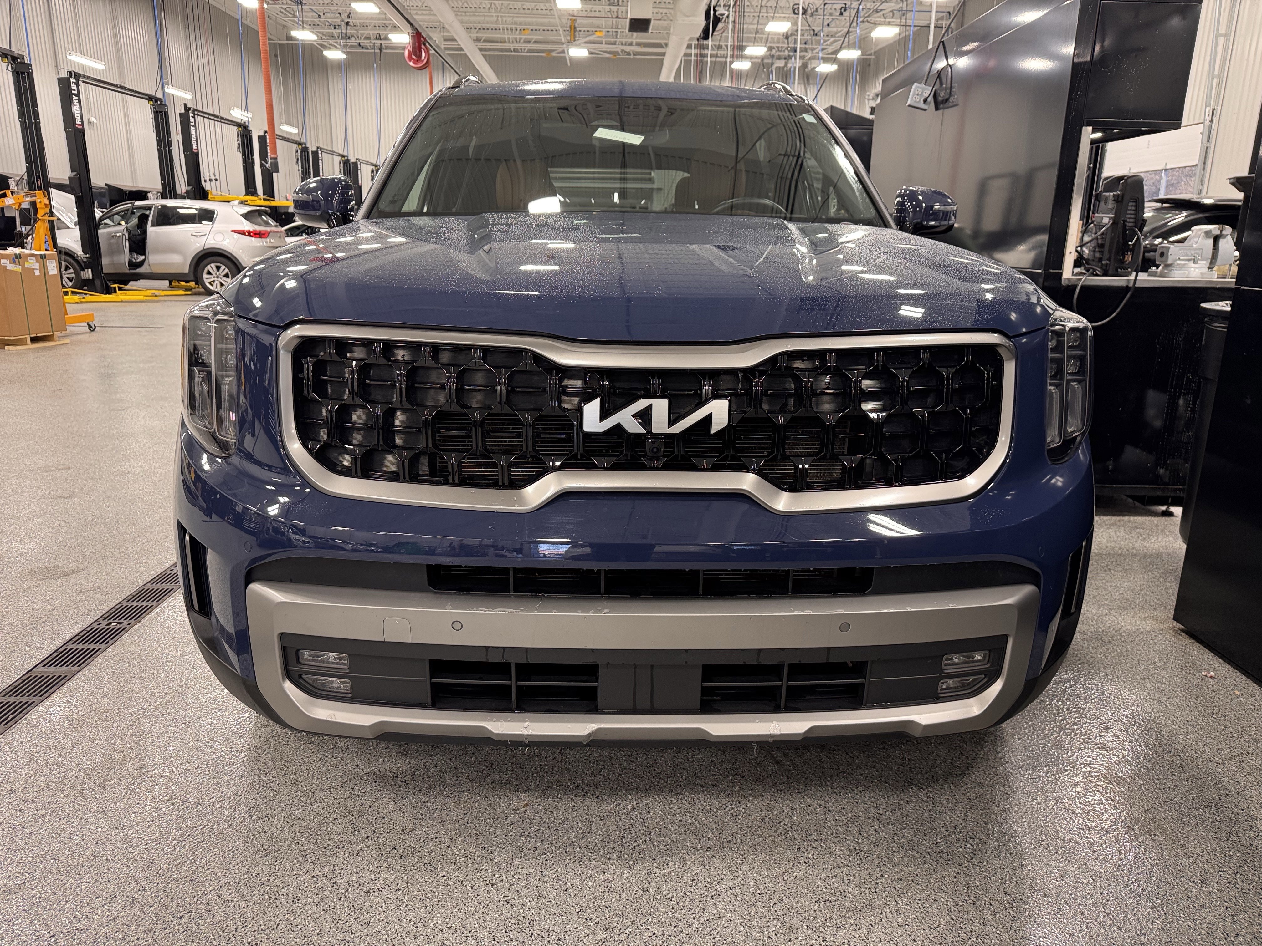 Used 2023 Kia Telluride SX X-Line image 37