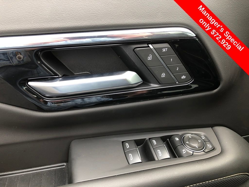 Used 2025 Chevrolet Suburban Premier image 19