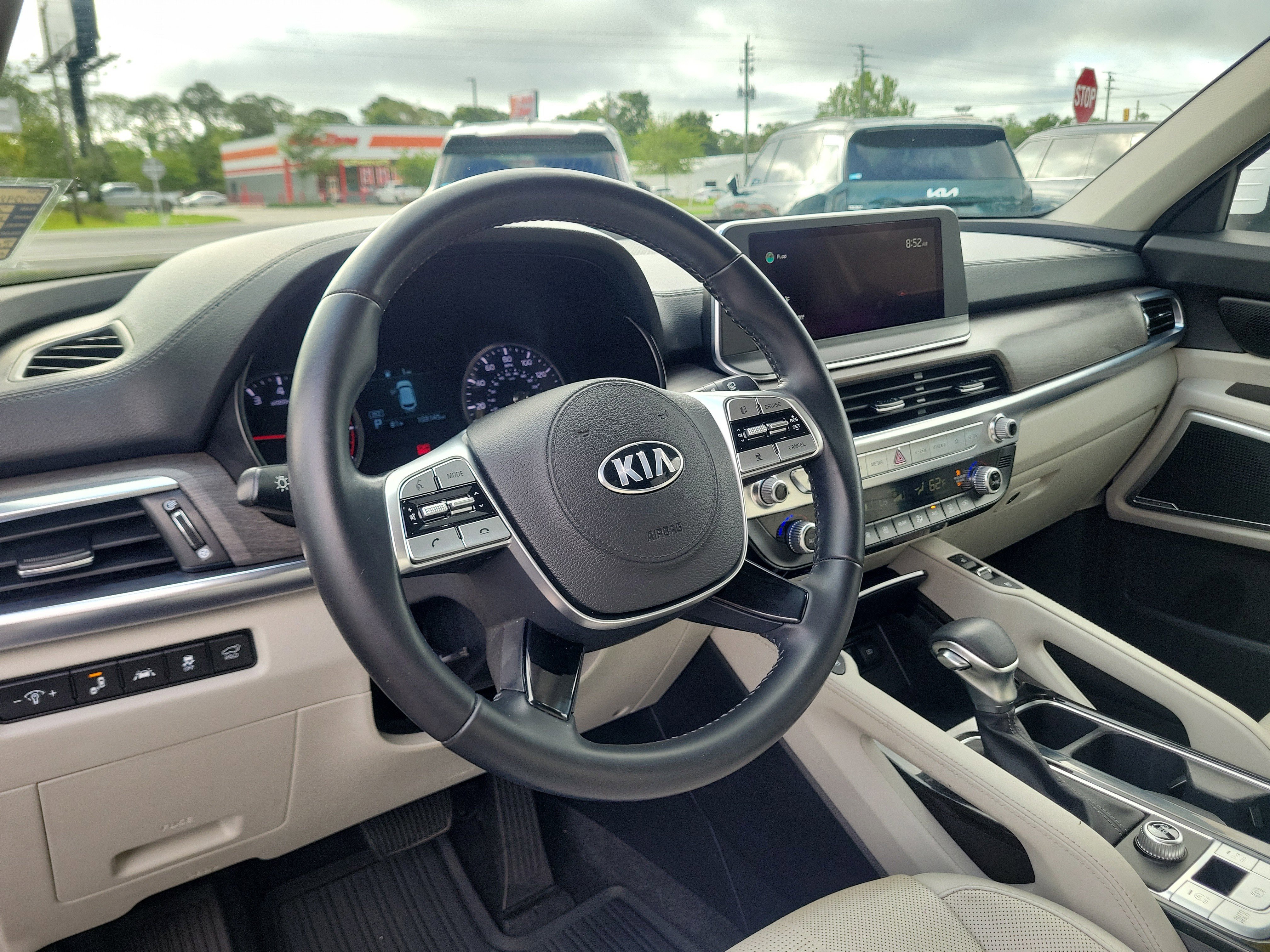 Used 2021 Kia Telluride EX w/ EX Premium Package FWD image 24