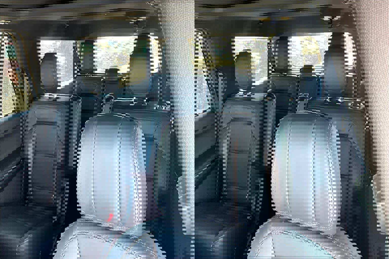 New 2025 Lincoln Navigator L Reserve w/ Jet Appearance Package image 17