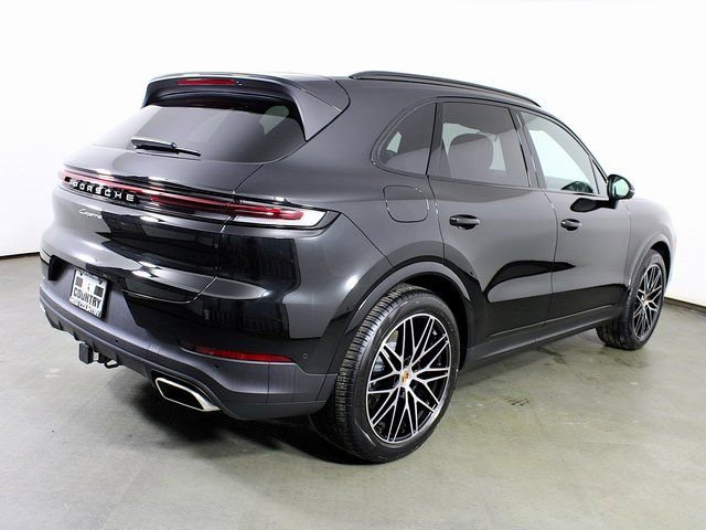 New 2026 Porsche Cayenne AWD/4WD image 7