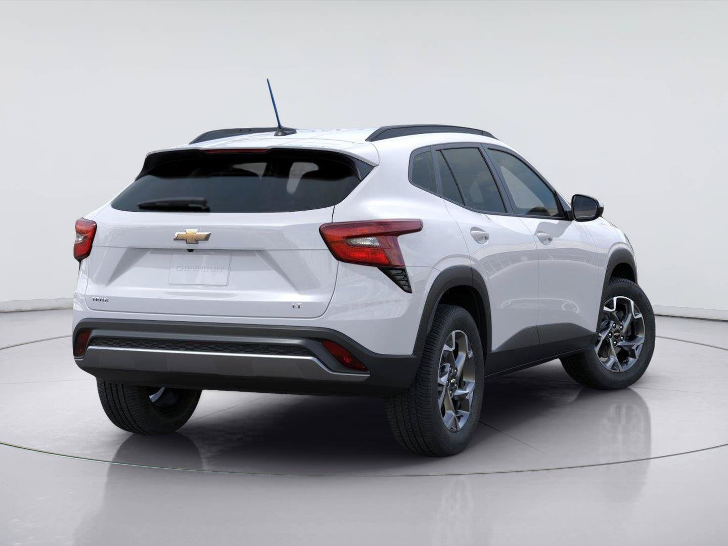 New 2026 Chevrolet Trax LT w/ Sunroof Package FWD image 4