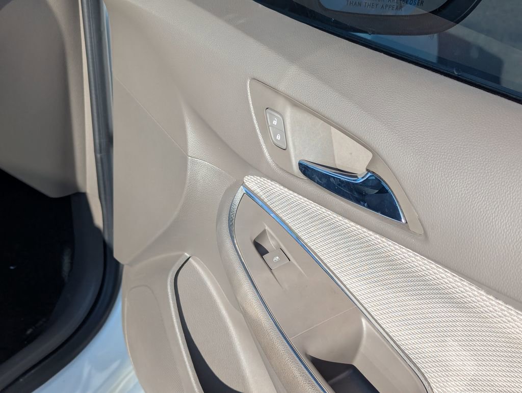 Used 2018 Chevrolet Cruze LS image 30